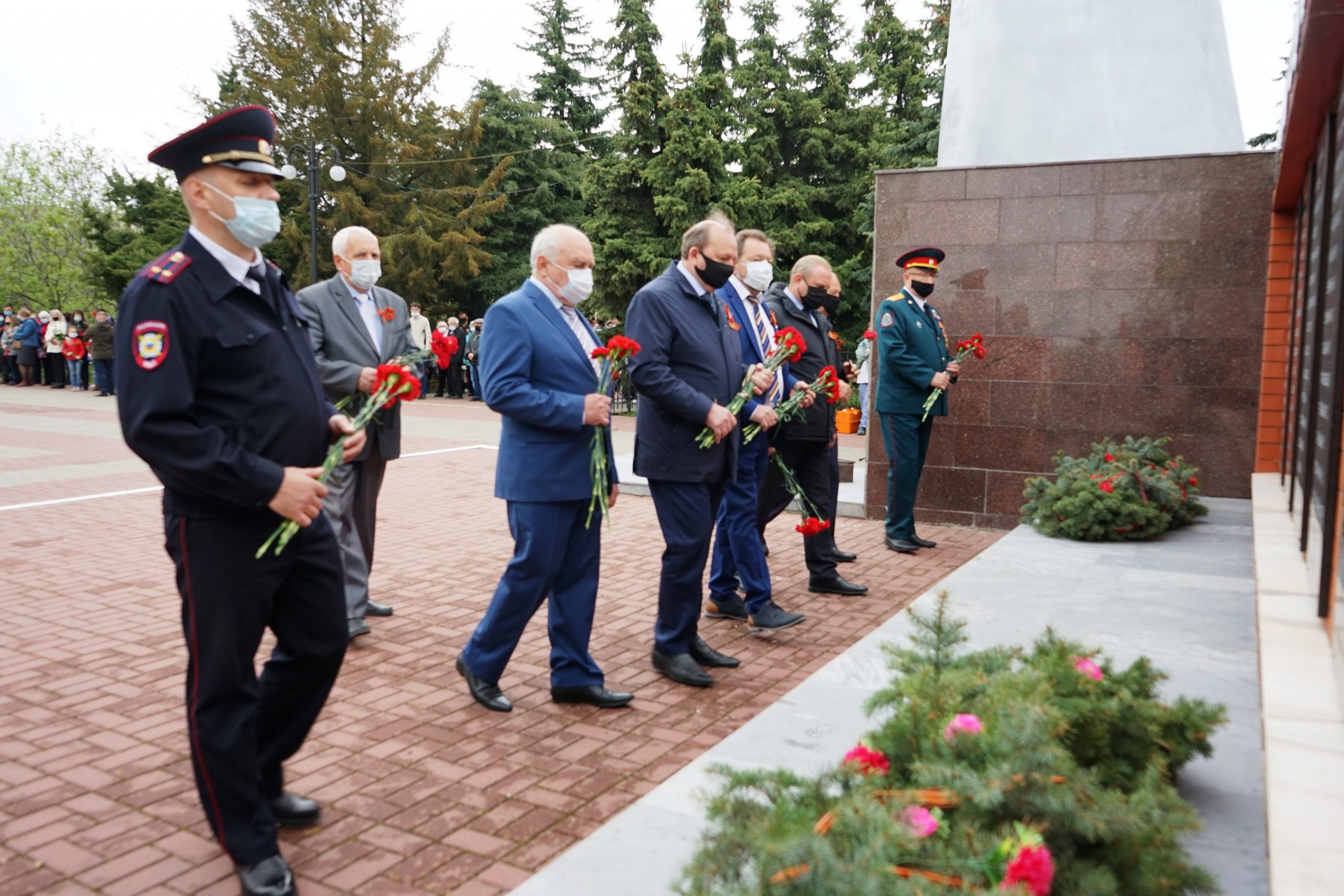 Торжественный митинг, посвящённый Дню Победы - Усть-Донецкий учебный центр